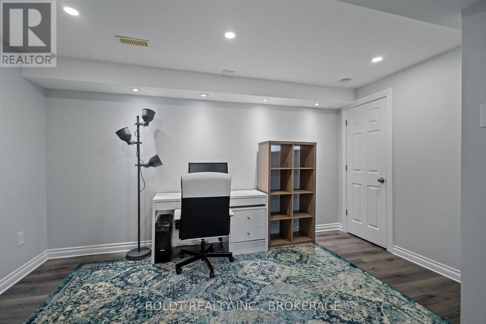 8114 Windsong Drive, Niagara Falls, Ontario  L2H 3M4 - Photo 29 - X12492304