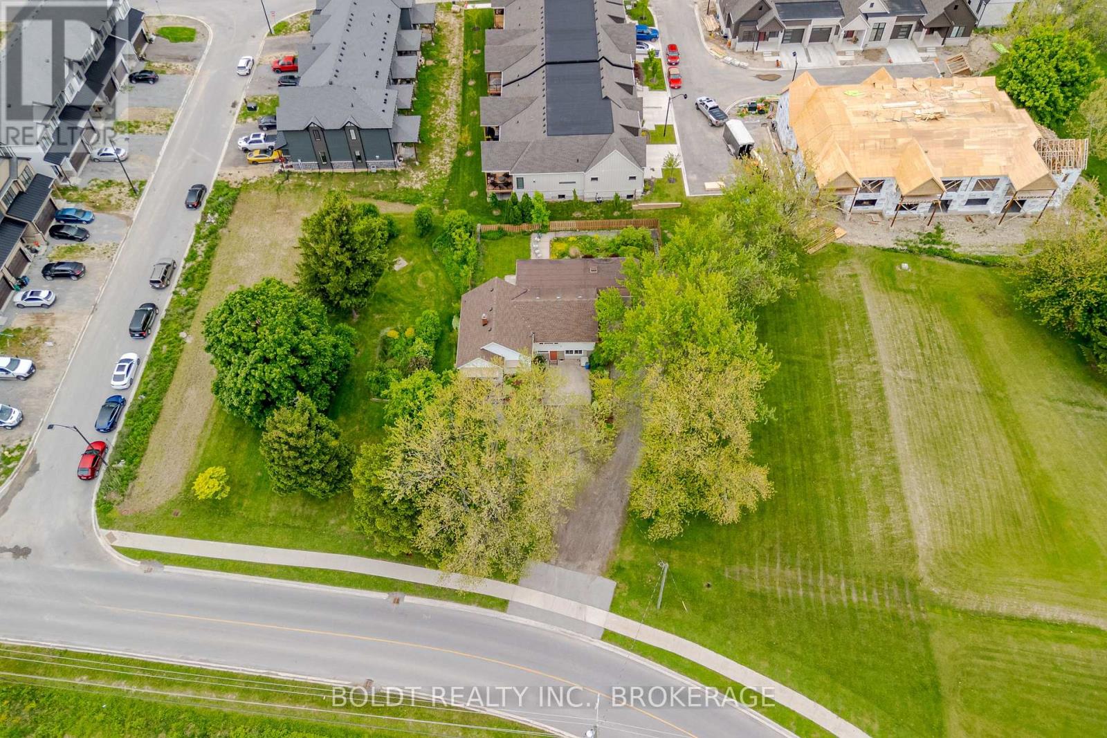 1828 Decew Road, Thorold, Ontario  L0S 1E6 - Photo 5 - X12492390