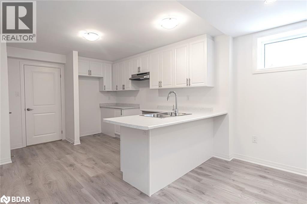 112 West Oak Trail, Barrie, Ontario  L9J 0L1 - Photo 17 - 40784465