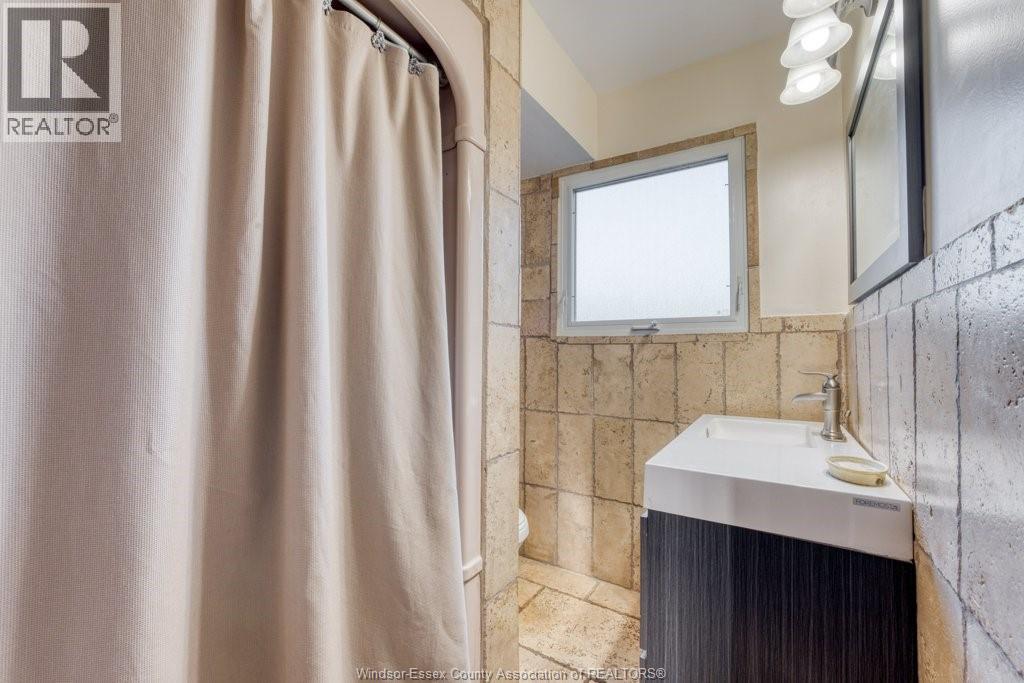 3 Beth, Leamington, Ontario  N8H 3Z8 - Photo 29 - 25027604