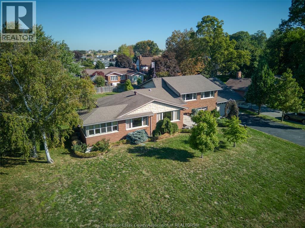 3 Beth, Leamington, Ontario  N8H 3Z8 - Photo 4 - 25027604