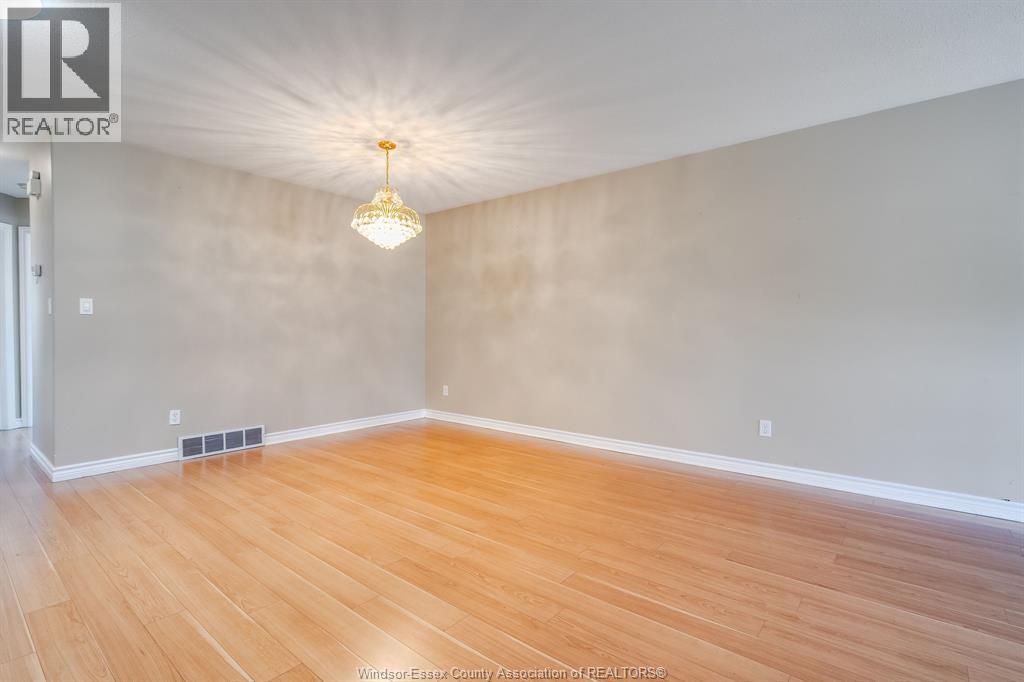 54a Queen Street South, Tilbury, Ontario  N0P 2L0 - Photo 2 - 25027557