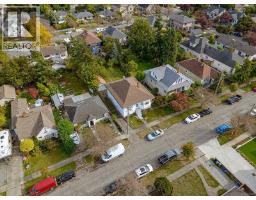 2321 Shakespeare St Fernwood