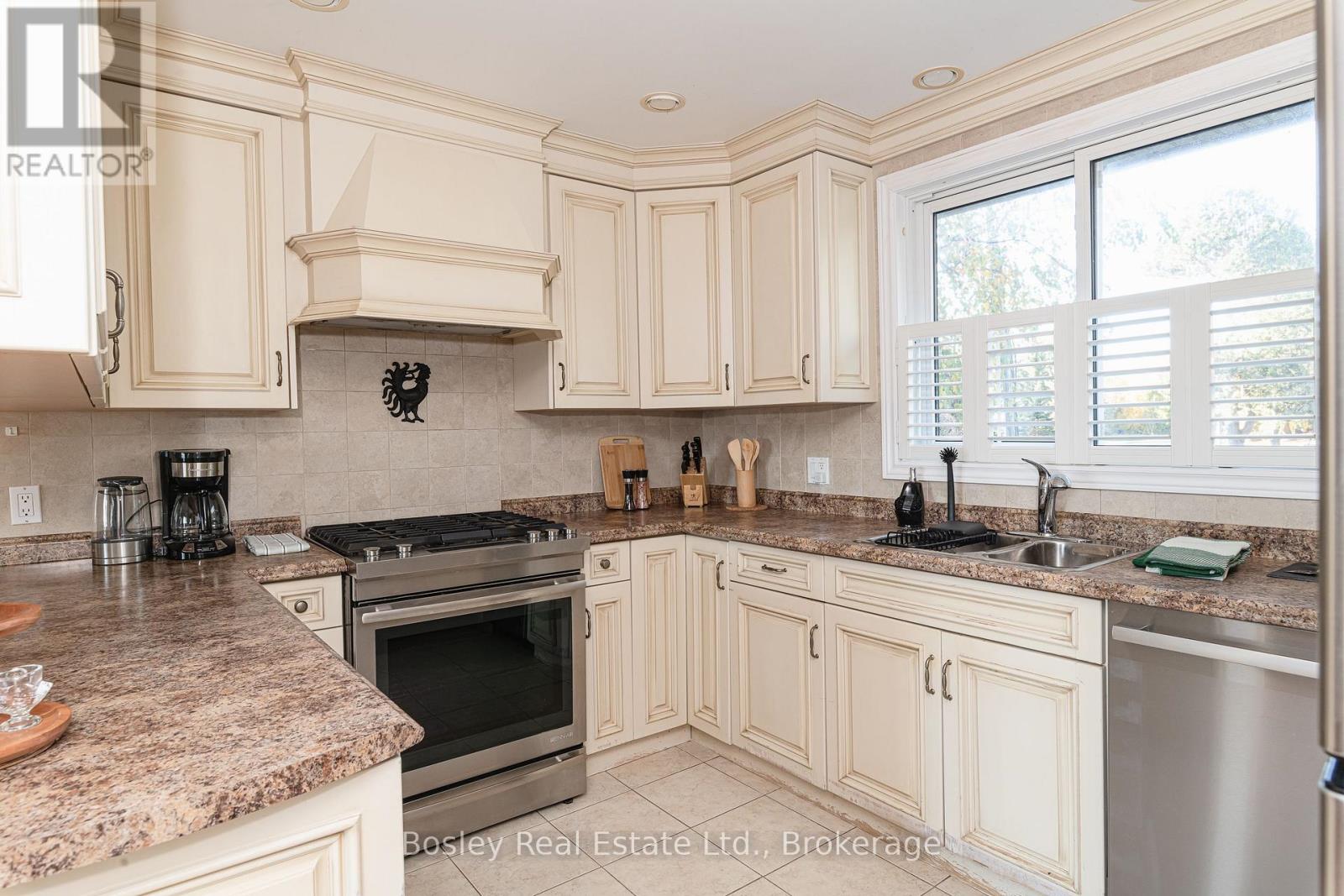 108 Bartlett Boulevard, Collingwood, Ontario  L9Y 5C9 - Photo 11 - S12492240