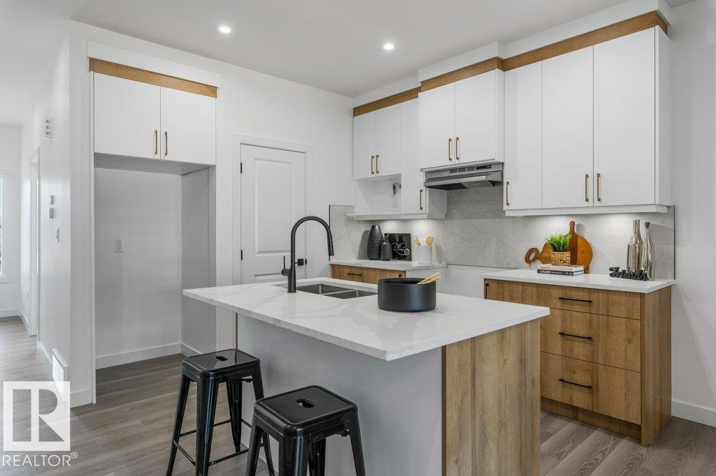 9805 106 Av, Morinville, Alberta  T8R 2P2 - Photo 10 - E4461559