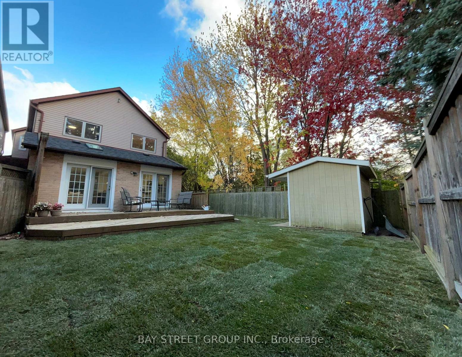 1307 Barberry Green, Oakville, Ontario  L6M 2A7 - Photo 46 - W12405593