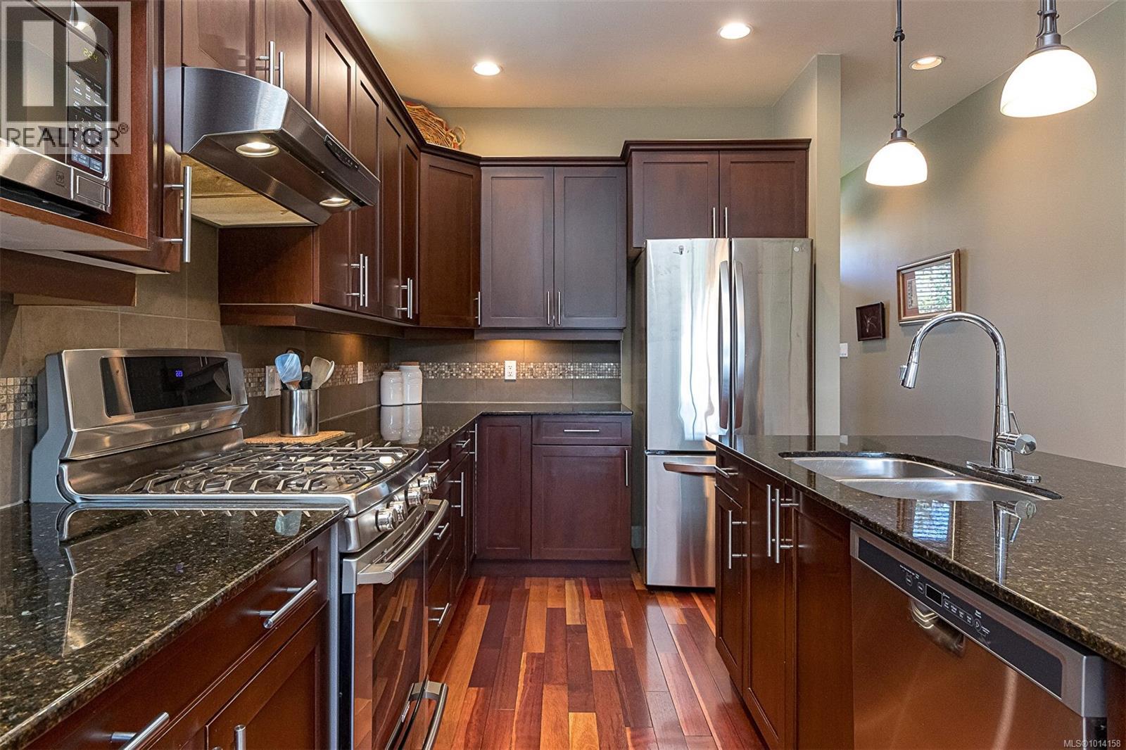 12 551 Bezanton Way, Colwood, British Columbia  V9C 0C5 - Photo 12 - 1014158