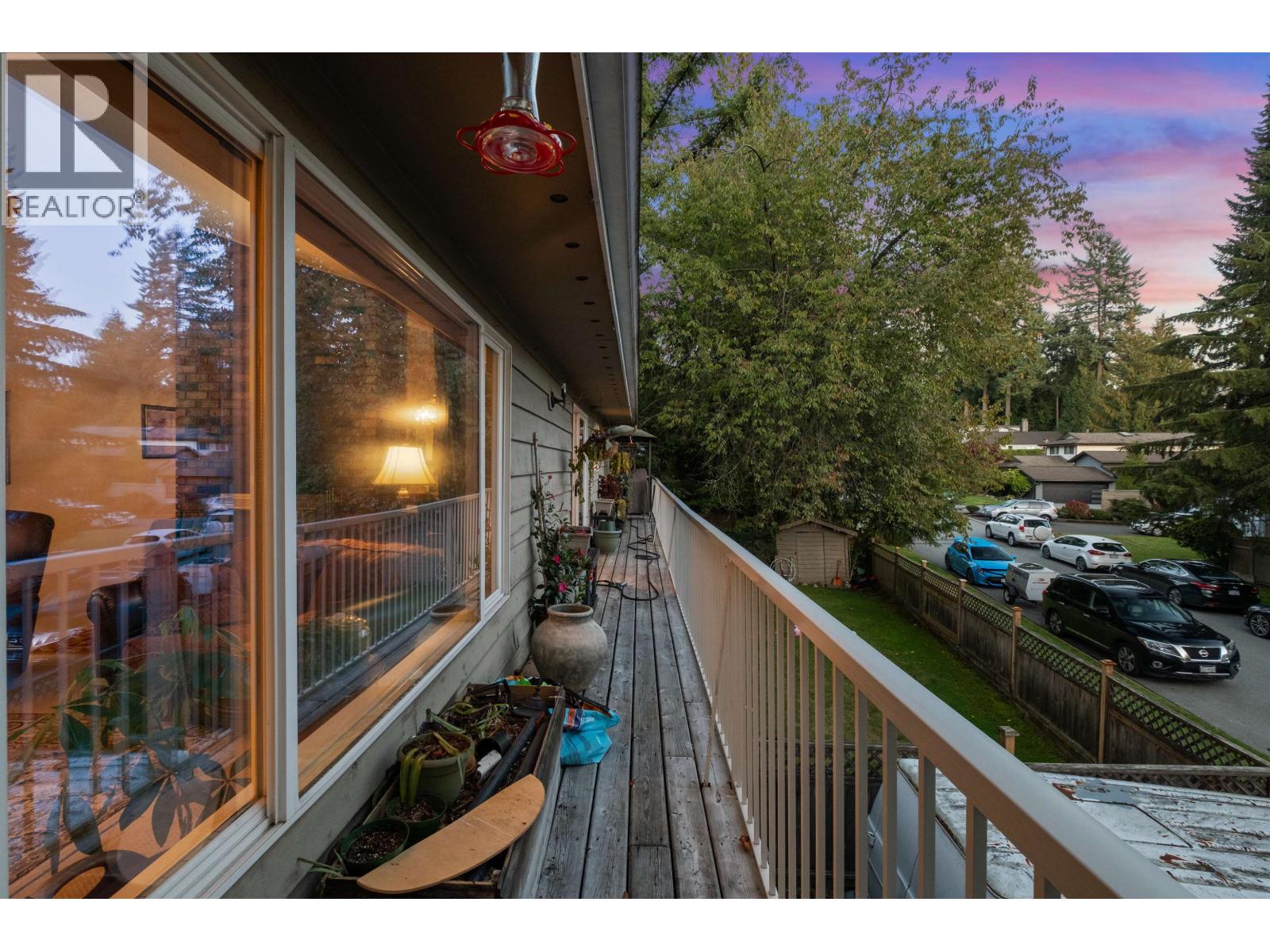 3602 Regent Avenue, North Vancouver, British Columbia  V7N 2C2 - Photo 8 - R3062892