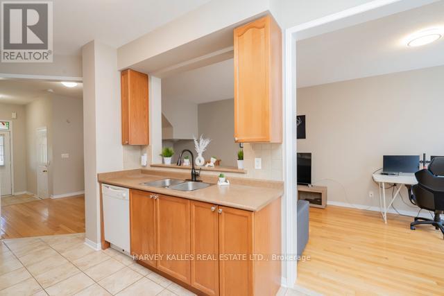 3886 Skyview Street, Mississauga, Ontario  L5M 8A4 - Photo 17 - W12491510