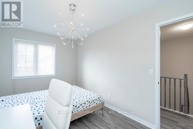 3886 Skyview Street, Mississauga, Ontario  L5M 8A4 - Photo 28 - W12491510