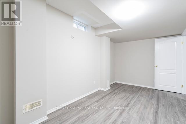 3886 Skyview Street, Mississauga, Ontario  L5M 8A4 - Photo 36 - W12491510