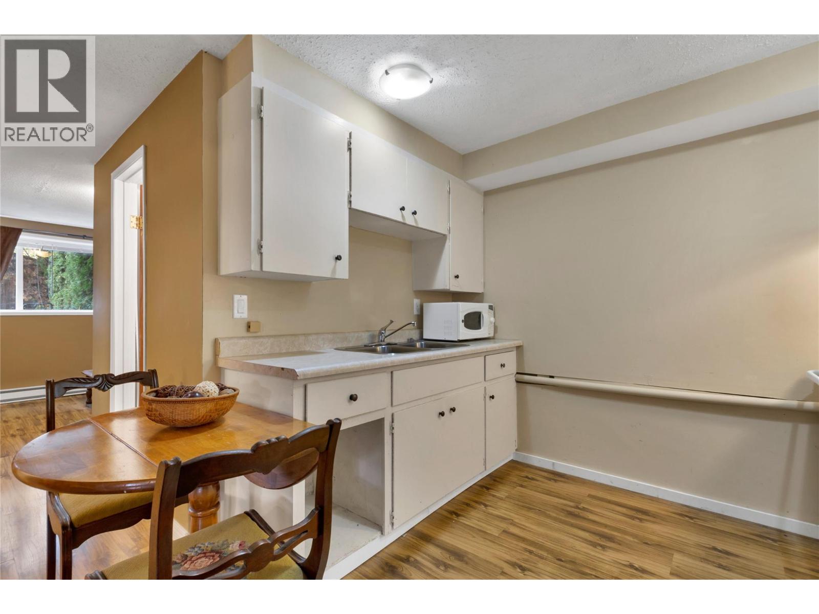 1711 41 Avenue, Vernon, British Columbia  V1T 7M8 - Photo 24 - 10367115