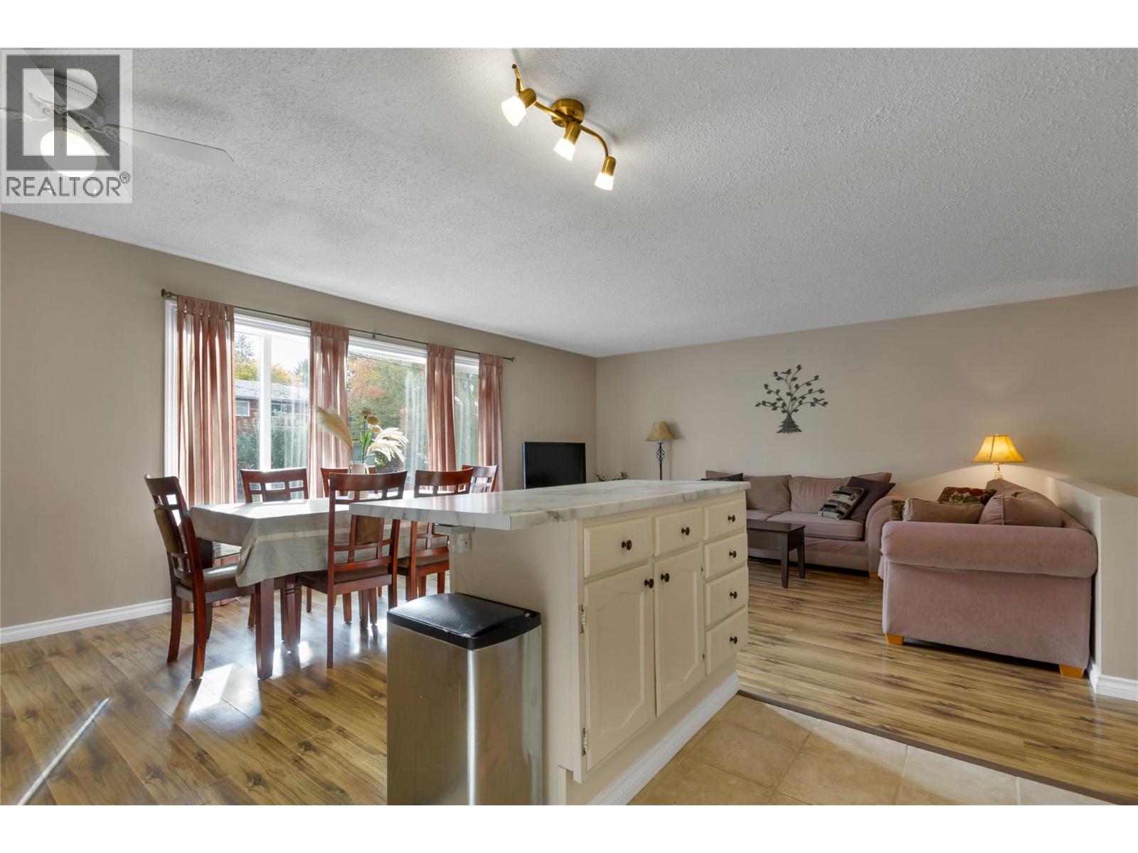 1711 41 Avenue, Vernon, British Columbia  V1T 7M8 - Photo 5 - 10367115