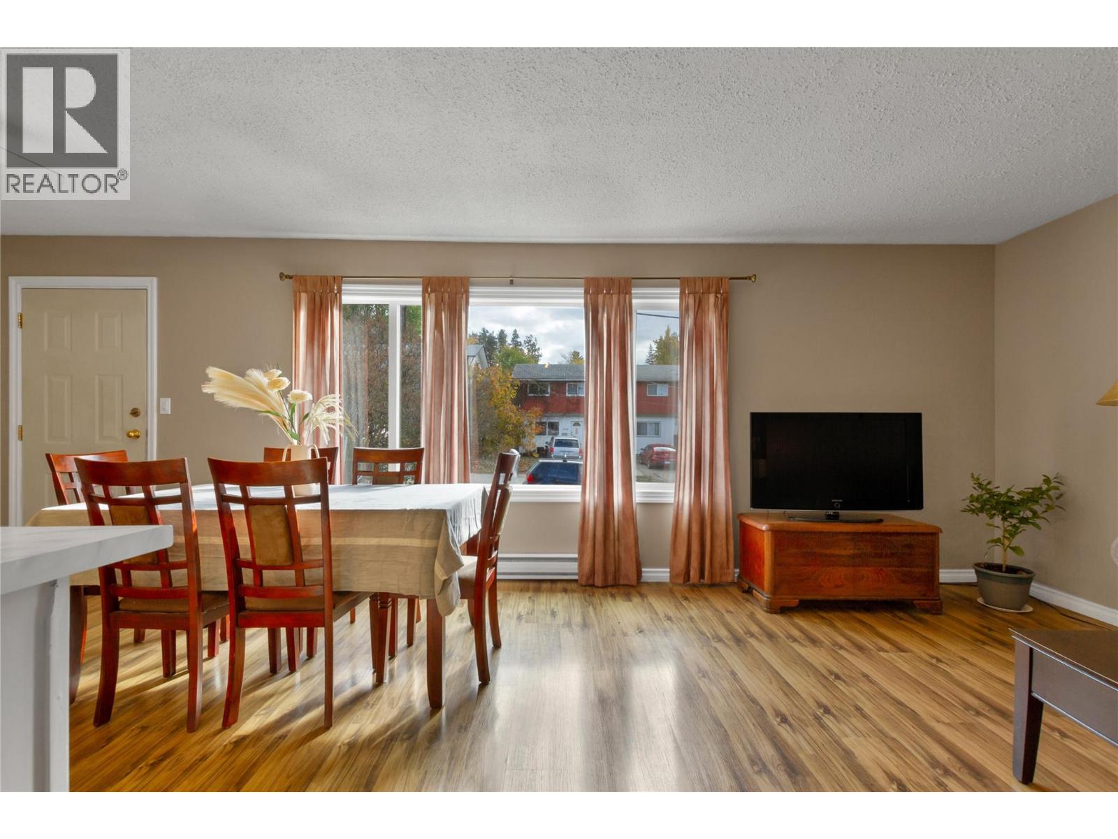 1711 41 Avenue, Vernon, British Columbia  V1T 7M8 - Photo 9 - 10367115