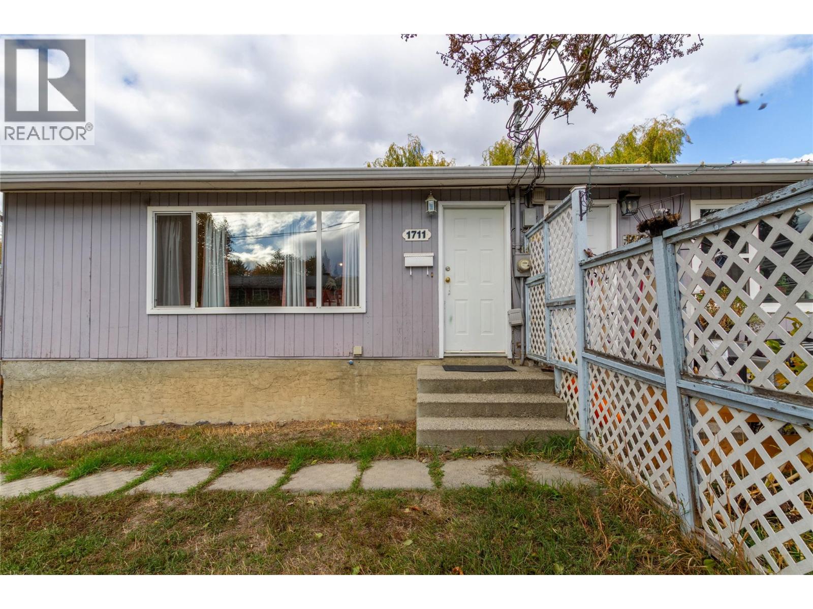 1711 41 Avenue, Vernon, British Columbia  V1T 7M8 - Photo 3 - 10367115