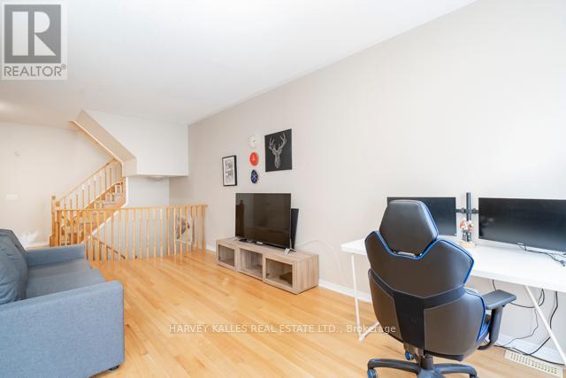 3886 Skyview Street, Mississauga, Ontario  L5M 8A4 - Photo 9 - W12491510