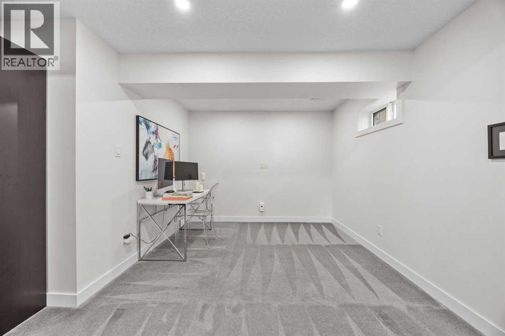 827 Canaveral Crescent Sw, Calgary, Alberta  T2W 1N3 - Photo 30 - A2264816