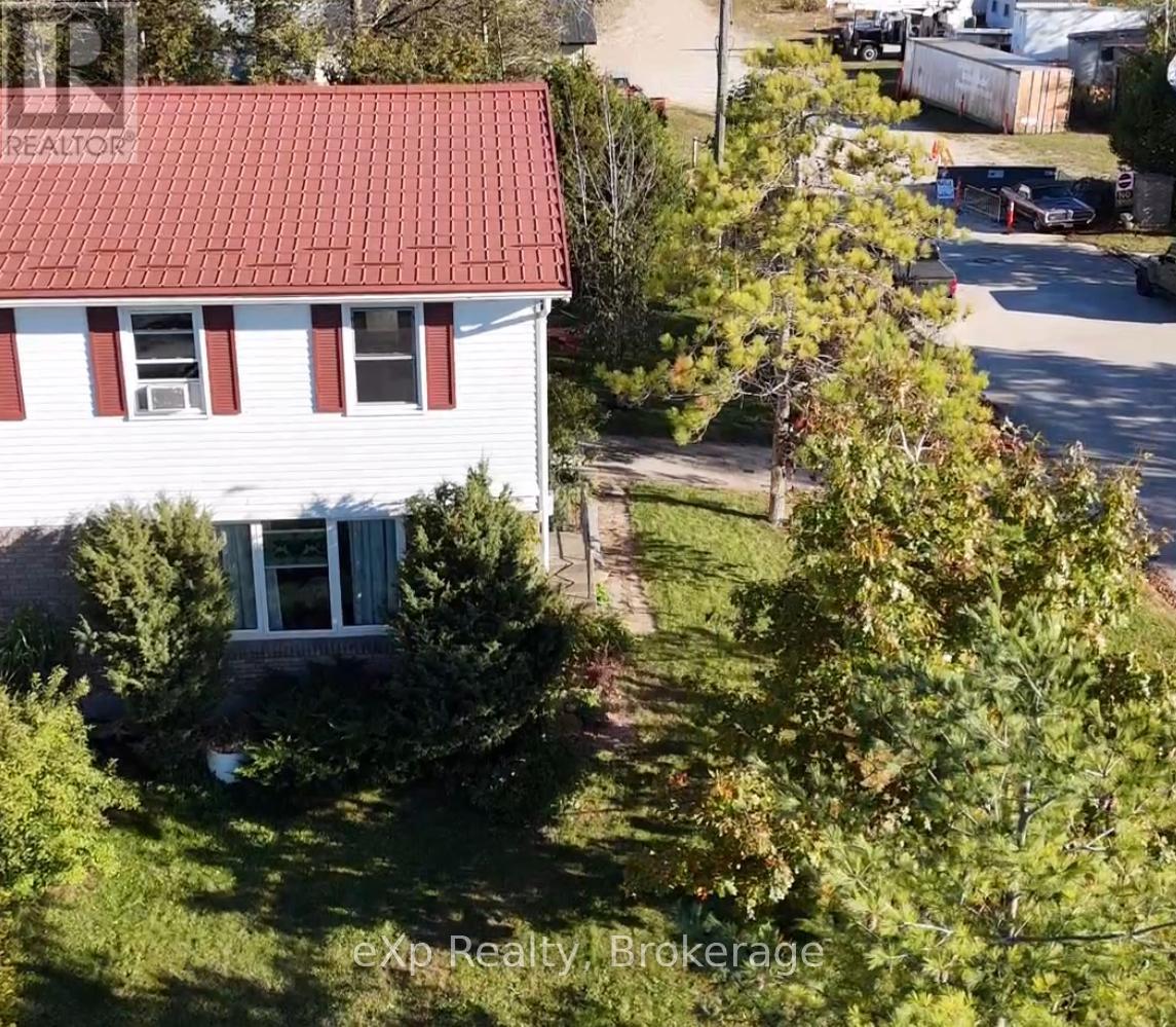 155 Bricker Street, Saugeen Shores, Ontario  N0H 2C4 - Photo 3 - X12492102