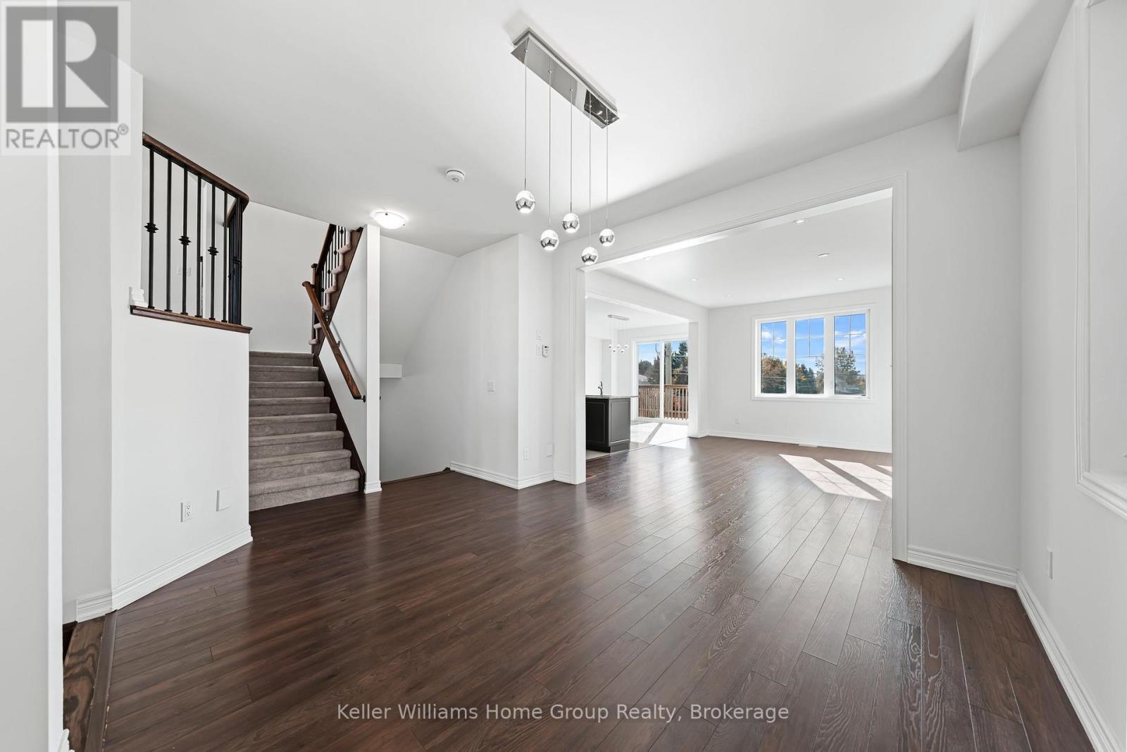 31 Kay Crescent, Centre Wellington, Ontario  N1M 2B2 - Photo 8 - X12492130