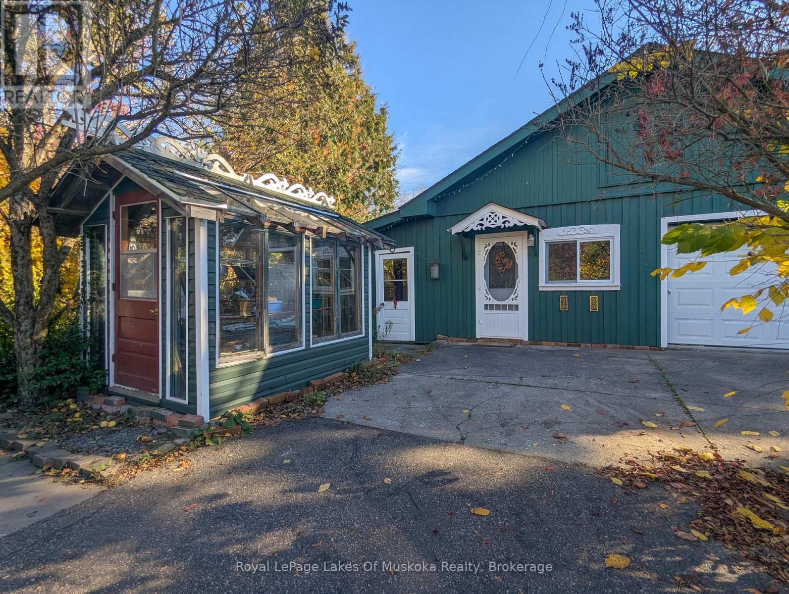 86 Quebec Street, Bracebridge, Ontario  P1L 2A4 - Photo 36 - X12492138