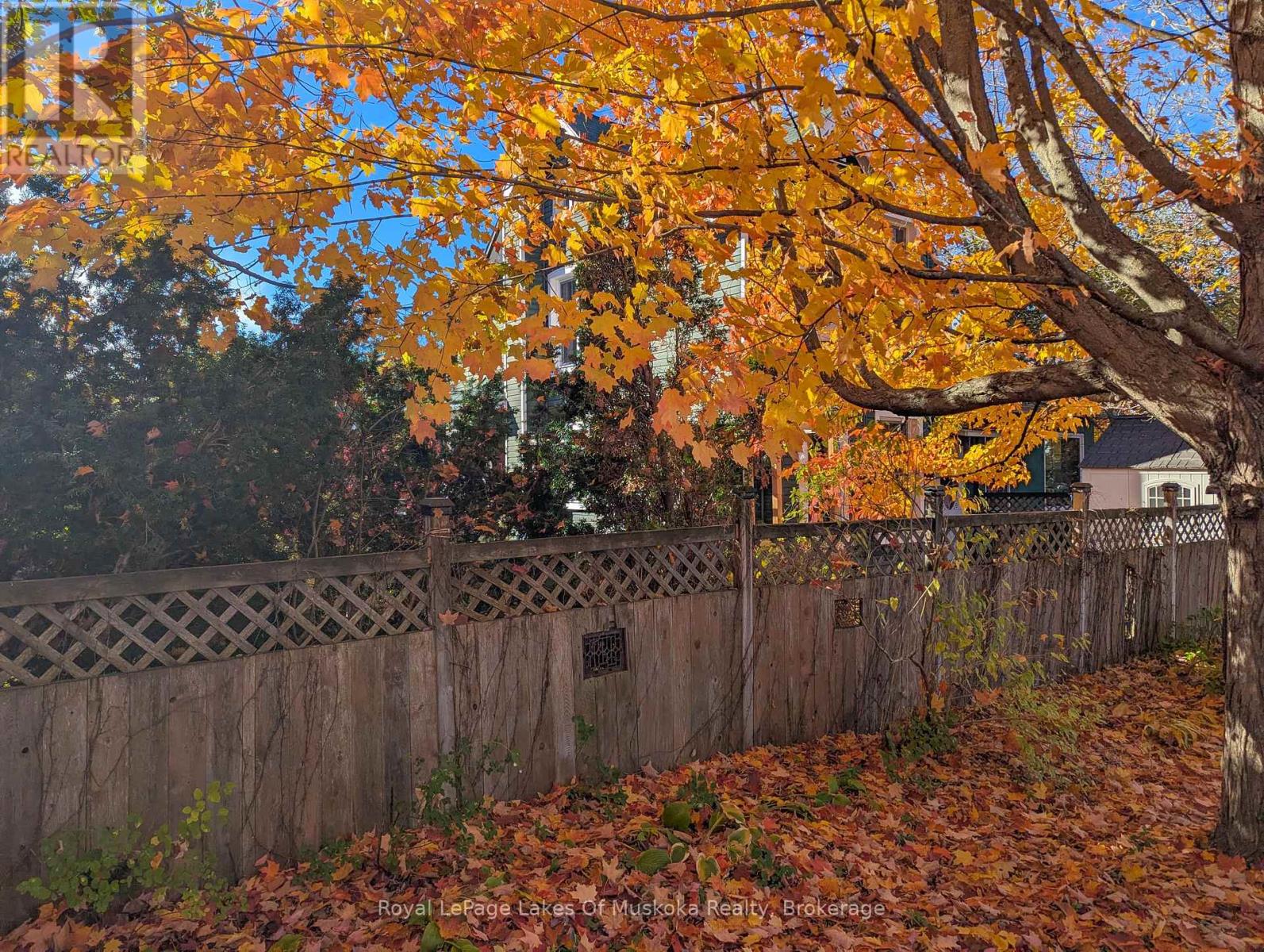 86 Quebec Street, Bracebridge, Ontario  P1L 2A4 - Photo 7 - X12492138