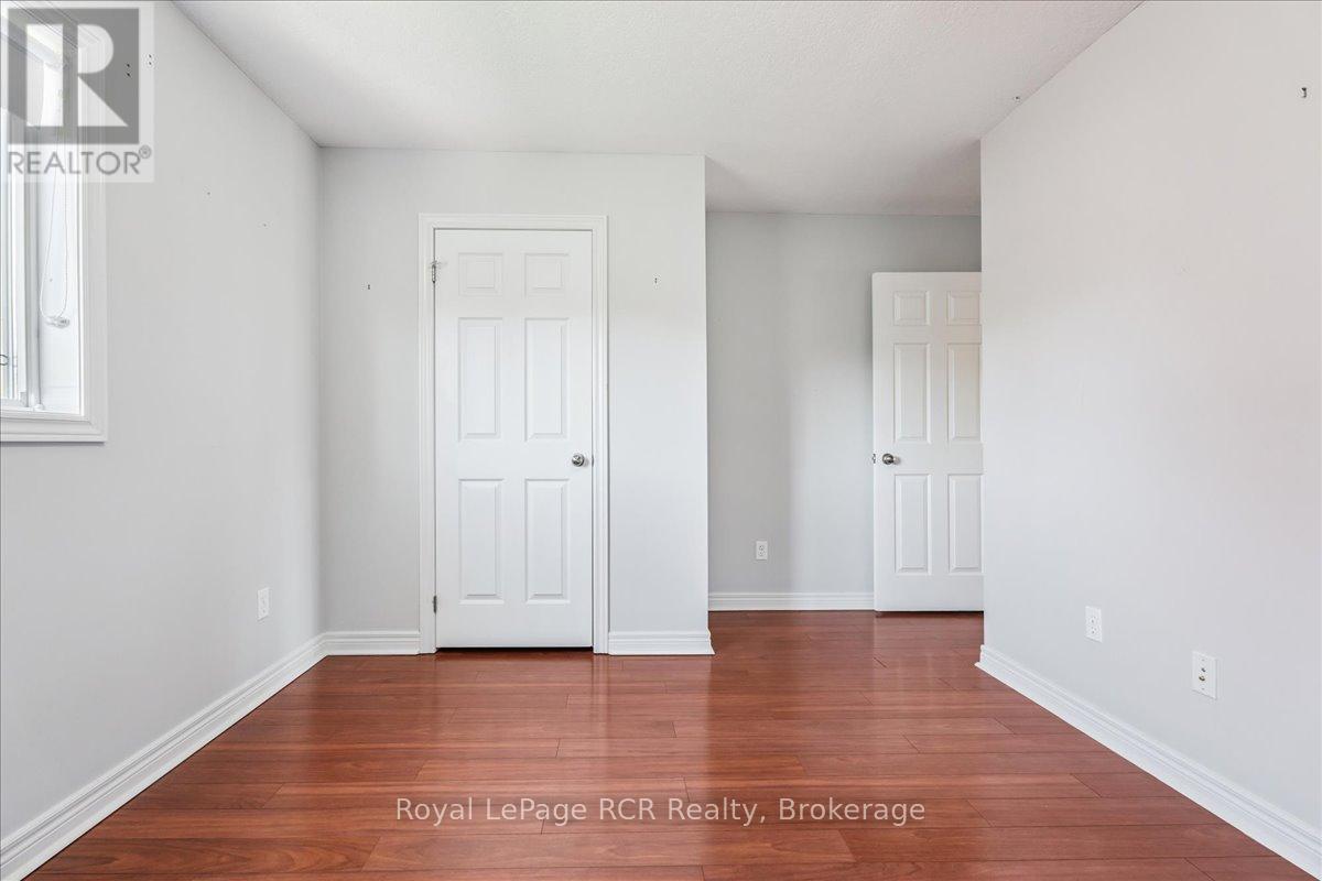 1462 14th Avenue E, Owen Sound, Ontario  N4K 0A1 - Photo 32 - X12492164