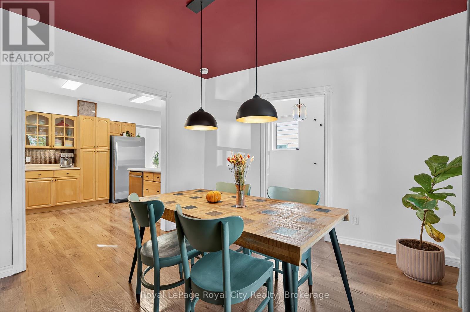 37 Lawrence Avenue, Guelph, Ontario  N1E 5Y4 - Photo 14 - X12492186