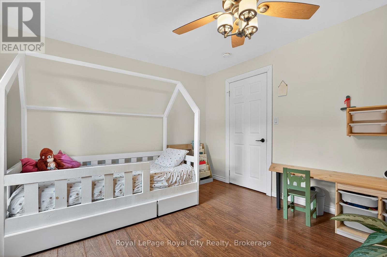 37 Lawrence Avenue, Guelph, Ontario  N1E 5Y4 - Photo 23 - X12492186