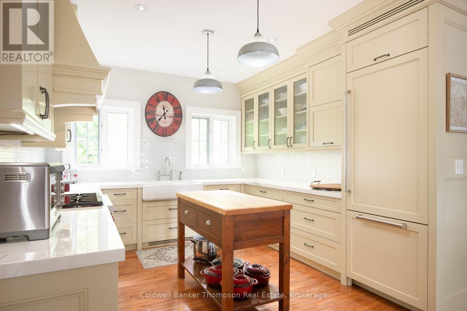 707 Evergreen Trail, Huntsville, Ontario  P1H 2L5 - Photo 11 - X12492370