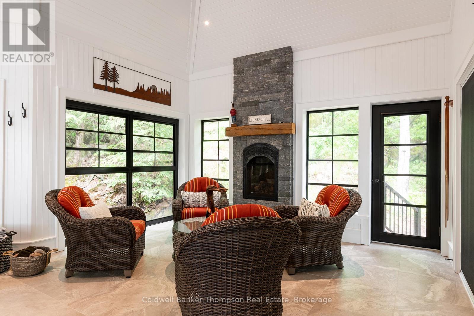 707 Evergreen Trail, Huntsville, Ontario  P1H 2L5 - Photo 15 - X12492370