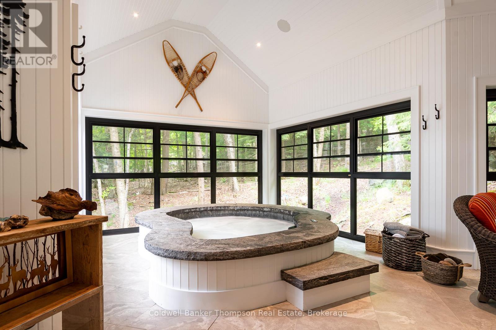 707 Evergreen Trail, Huntsville, Ontario  P1H 2L5 - Photo 17 - X12492370