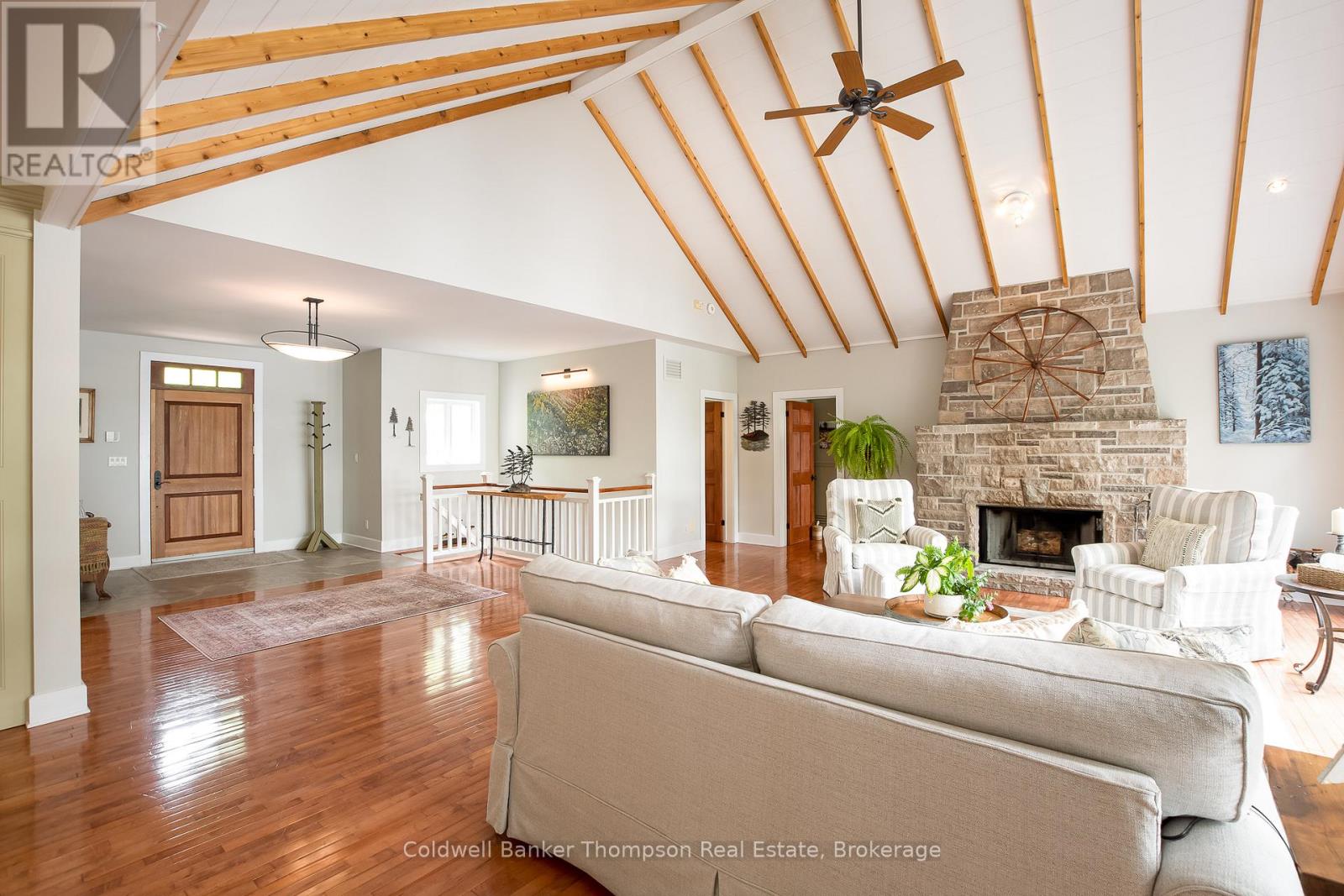 707 Evergreen Trail, Huntsville, Ontario  P1H 2L5 - Photo 8 - X12492370