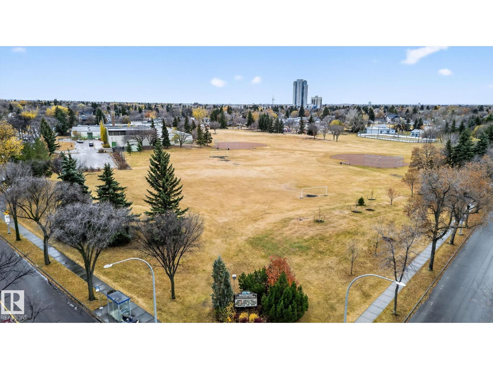 7711 95 Av Nw, Edmonton, Alberta  T6C 1X8 - Photo 28 - E4464043