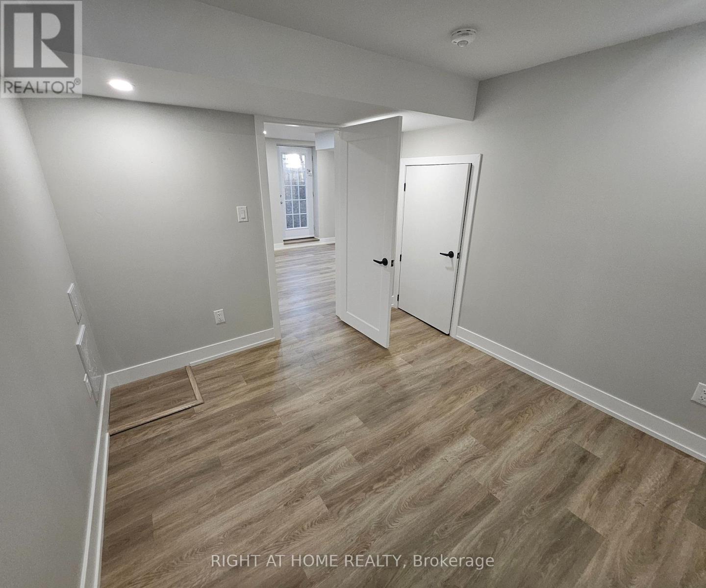 Basement - 852 Aspen Terrace, Milton, Ontario  L9E 1S2 - Photo 8 - W12491994