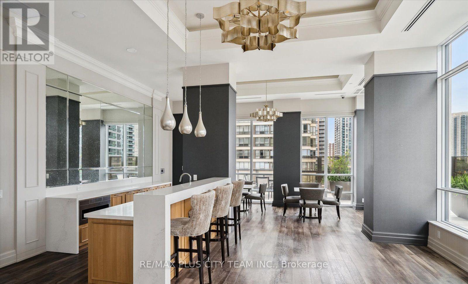 2709 - 36 Elm Drive W, Mississauga, Ontario  L5B 0N3 - Photo 10 - W12492000