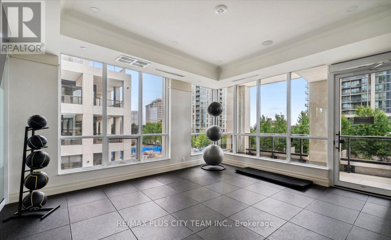 2709 - 36 Elm Drive W, Mississauga, Ontario  L5B 0N3 - Photo 11 - W12492000