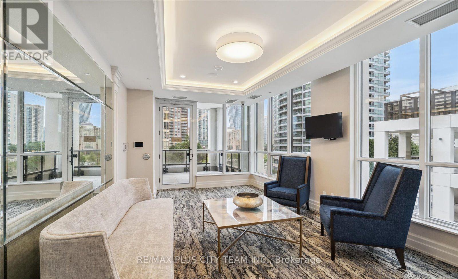 2709 - 36 Elm Drive W, Mississauga, Ontario  L5B 0N3 - Photo 14 - W12492000