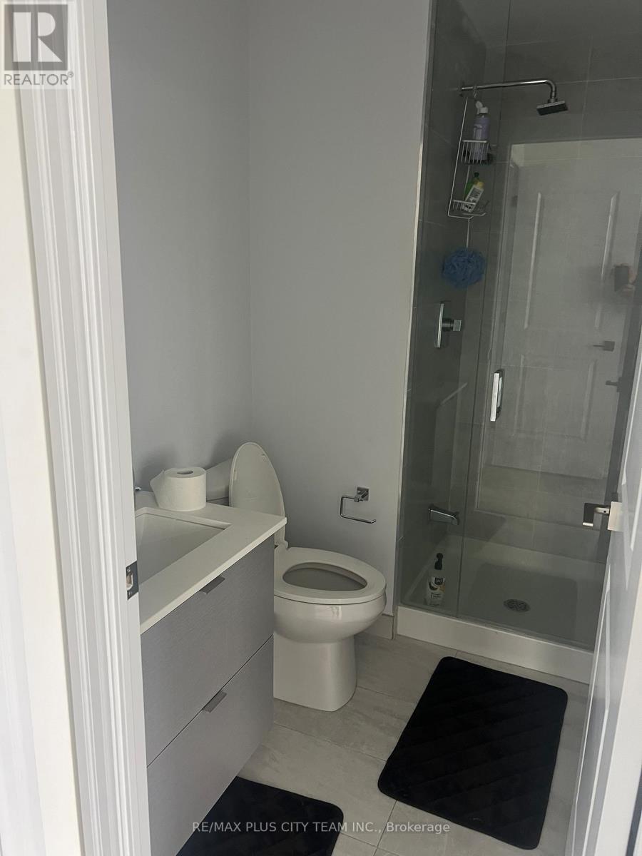 2709 - 36 Elm Drive W, Mississauga, Ontario  L5B 0N3 - Photo 7 - W12492000