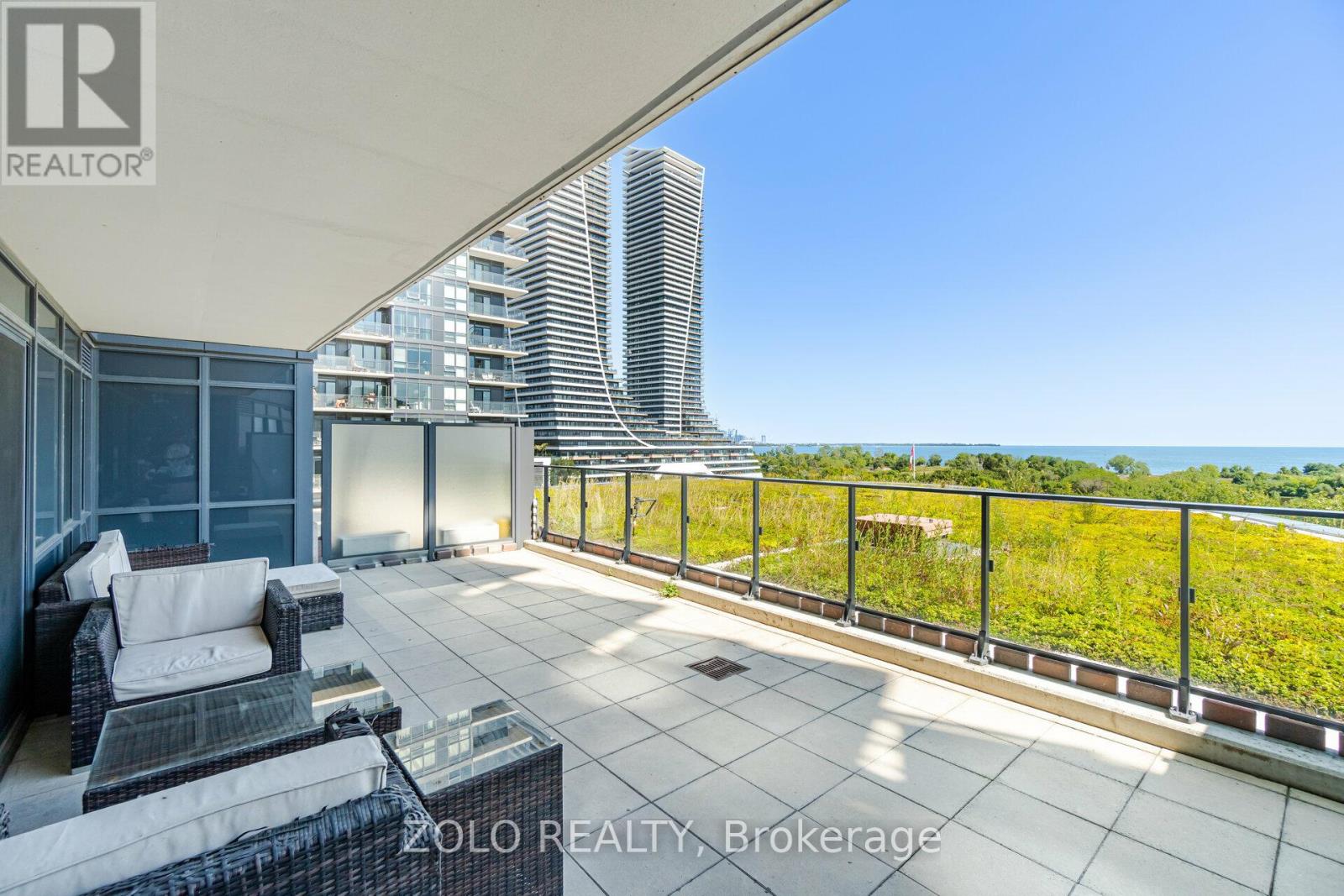 902 - 2212 Lakeshore Boulevard W, Toronto, Ontario  M8V 0C2 - Photo 4 - W12492008