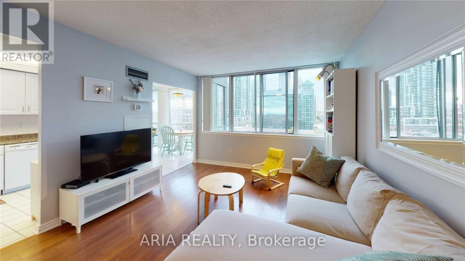 1003 - 350 Webb Drive, Mississauga, Ontario  L5B 3W4 - Photo 2 - W12492028