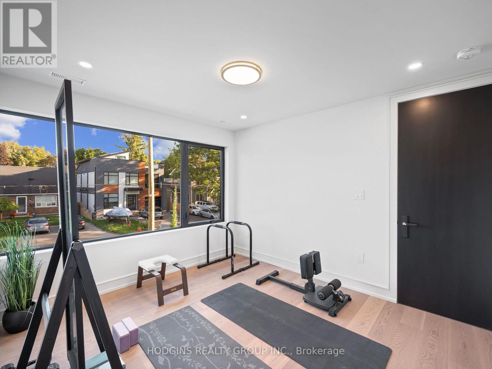 855 Tenth Street, Mississauga, Ontario  L5E 1S7 - Photo 19 - W12492030