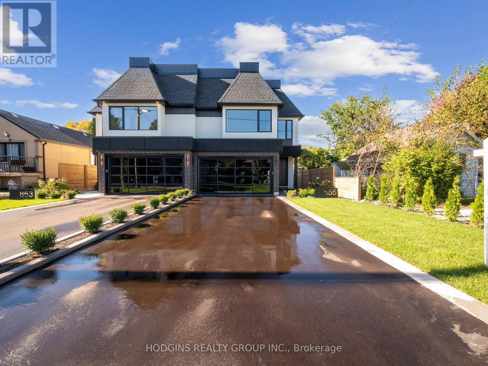 855 Tenth Street, Mississauga, Ontario  L5E 1S7 - Photo 2 - W12492030