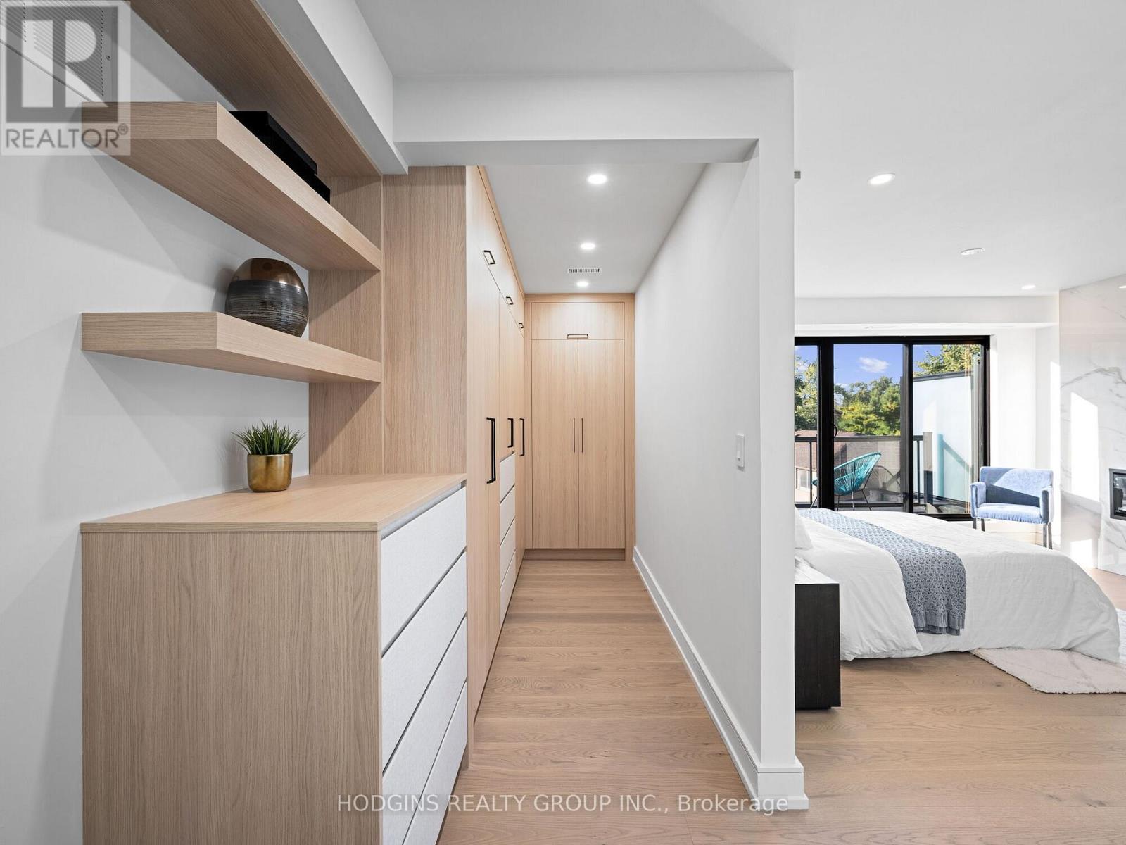 855 Tenth Street, Mississauga, Ontario  L5E 1S7 - Photo 28 - W12492030