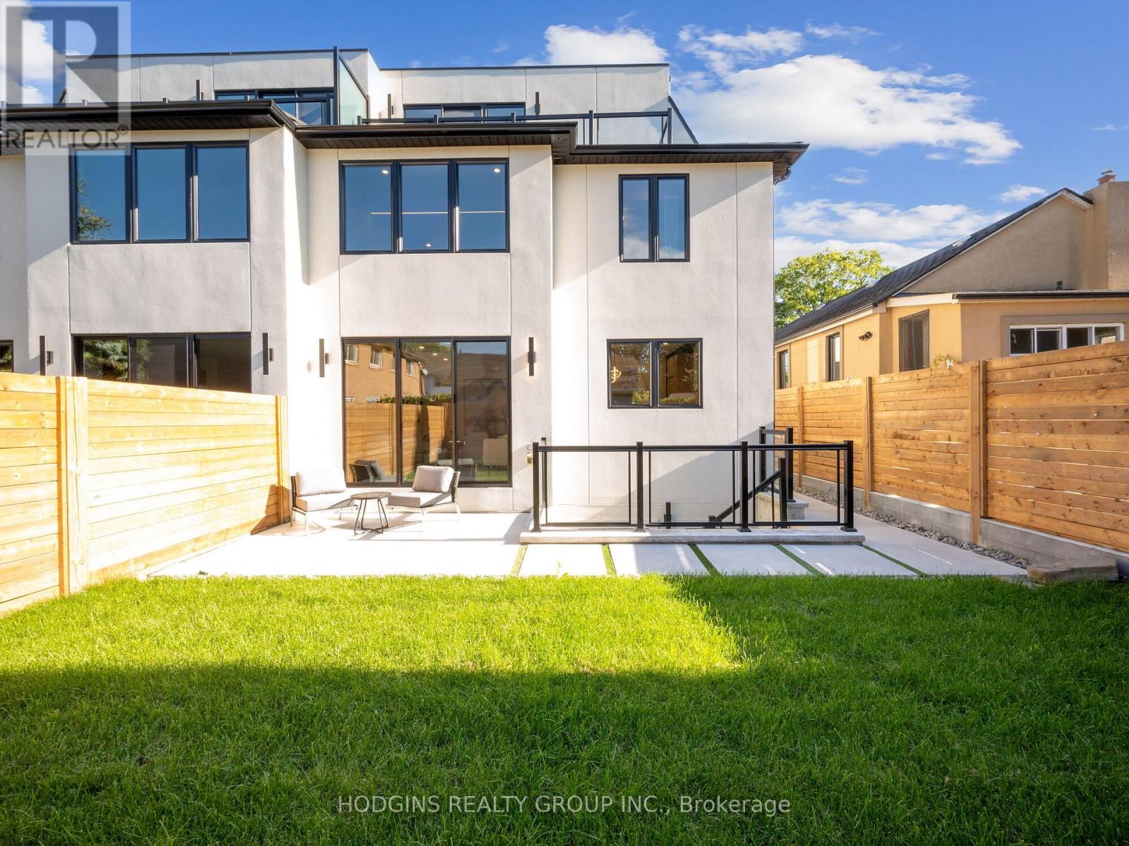 855 Tenth Street, Mississauga, Ontario  L5E 1S7 - Photo 30 - W12492030