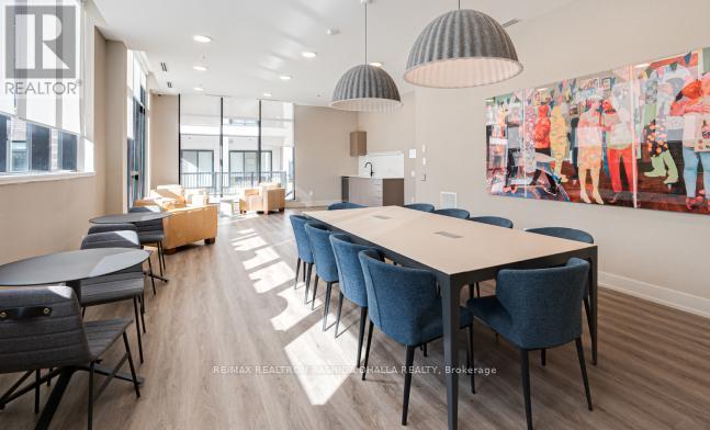 305 - 160 Canon Jackson Drive, Toronto, Ontario  M6M 0B6 - Photo 19 - W12492088