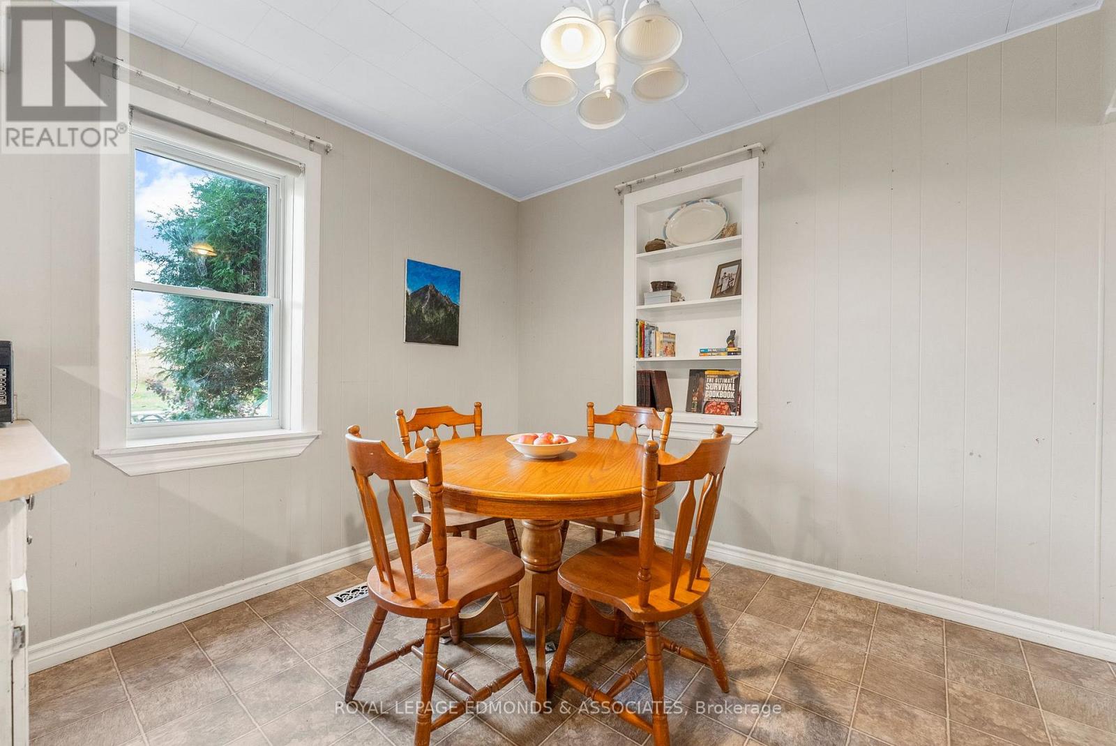 44 Alva Drive, Whitewater Region, Ontario  K0J 1K0 - Photo 16 - X12492224