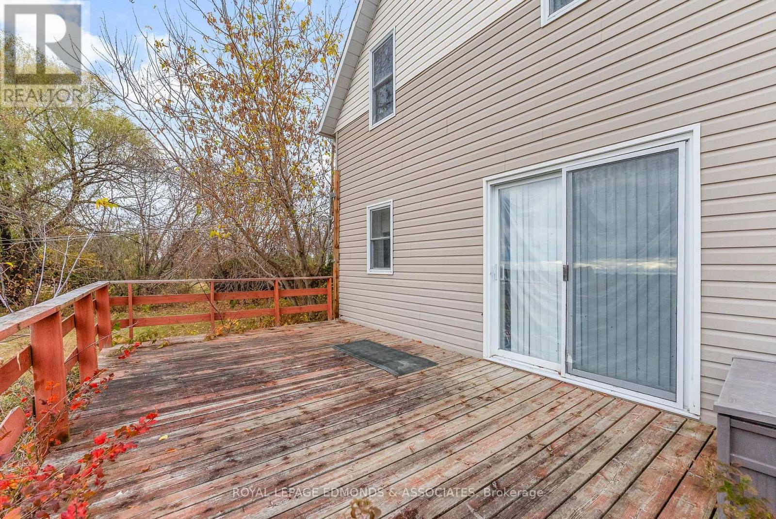 44 Alva Drive, Whitewater Region, Ontario  K0J 1K0 - Photo 23 - X12492224