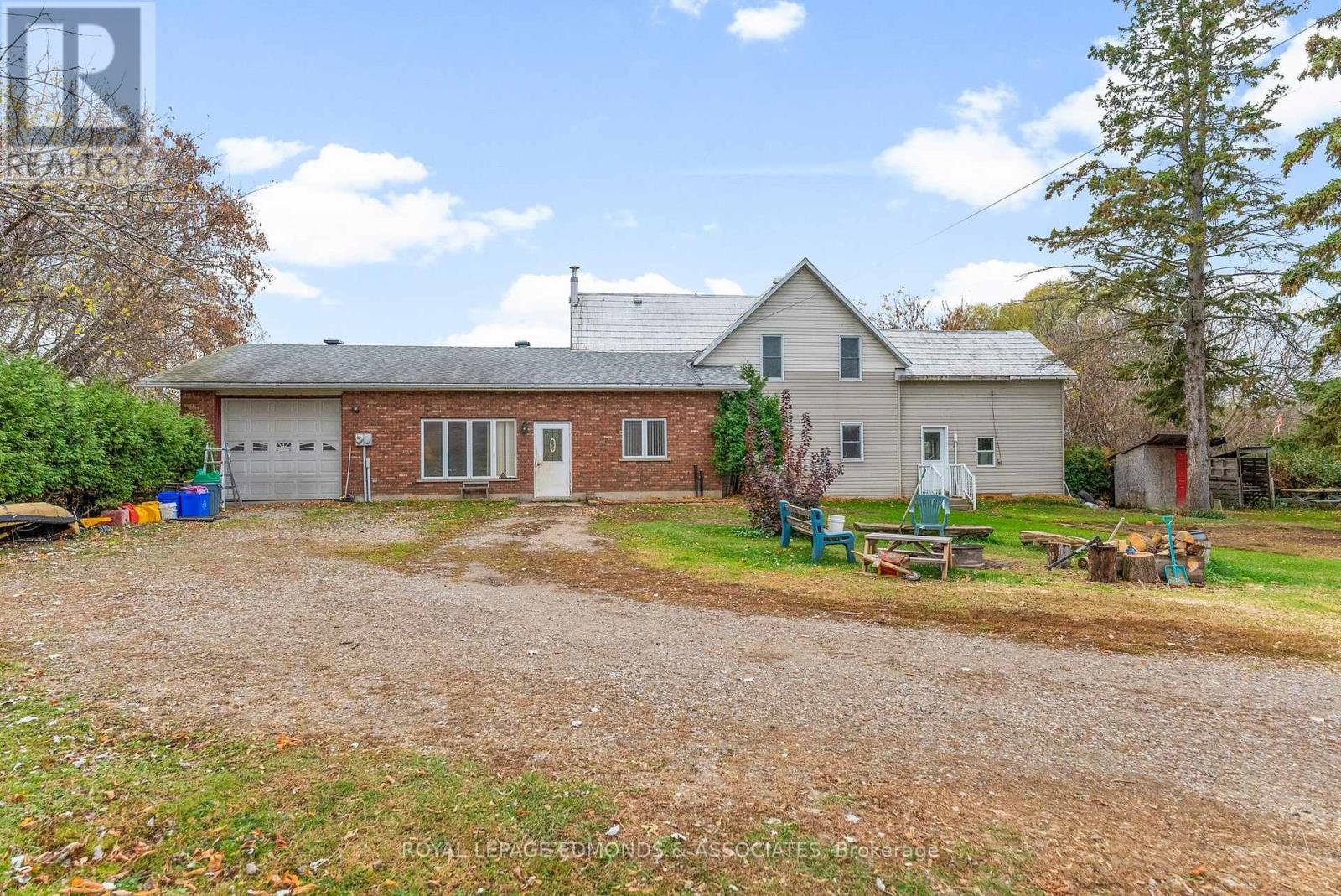 44 Alva Drive, Whitewater Region, Ontario  K0J 1K0 - Photo 3 - X12492224