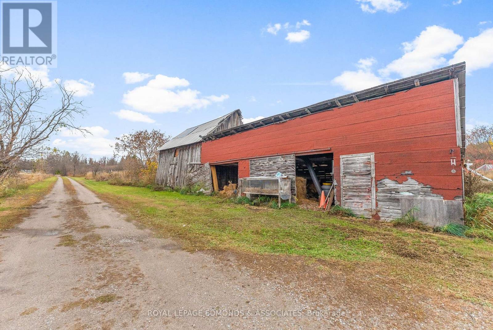 44 Alva Drive, Whitewater Region, Ontario  K0J 1K0 - Photo 31 - X12492224