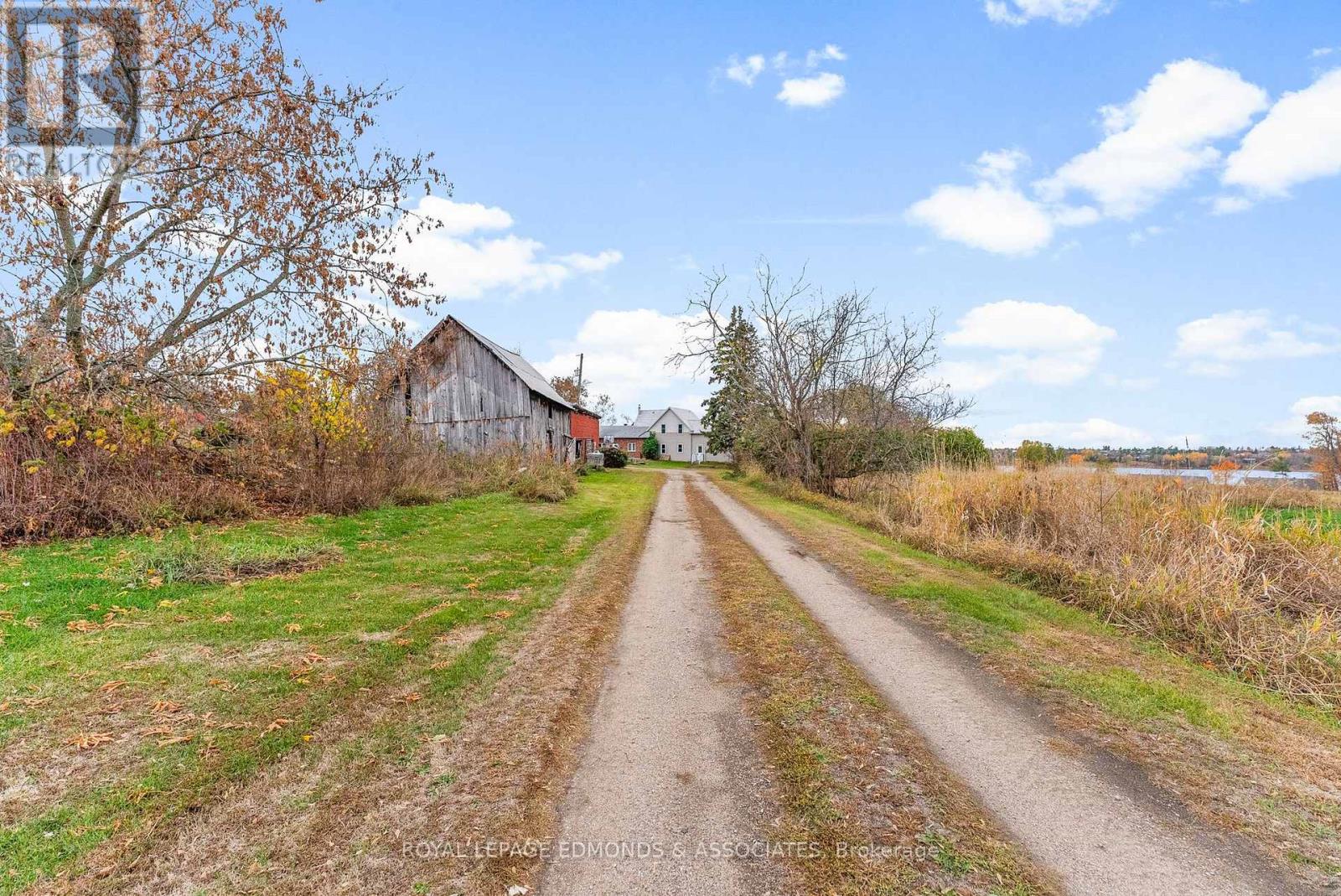 44 Alva Drive, Whitewater Region, Ontario  K0J 1K0 - Photo 32 - X12492224